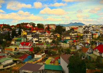 Thành phố sắc màu