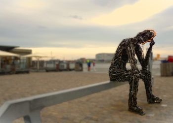 Người máy cô đơn